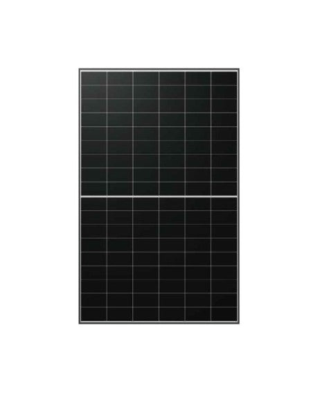 LonGi 470W Solar Panel, This panel has a robust design with IP68-rated junction boxes and tempered glass for reliable performance.