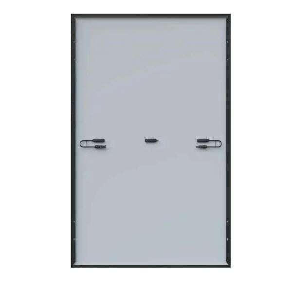 LonGi 470W Solar Panel has high efficiency and optimizes energy generation even in low-irradiation conditions.