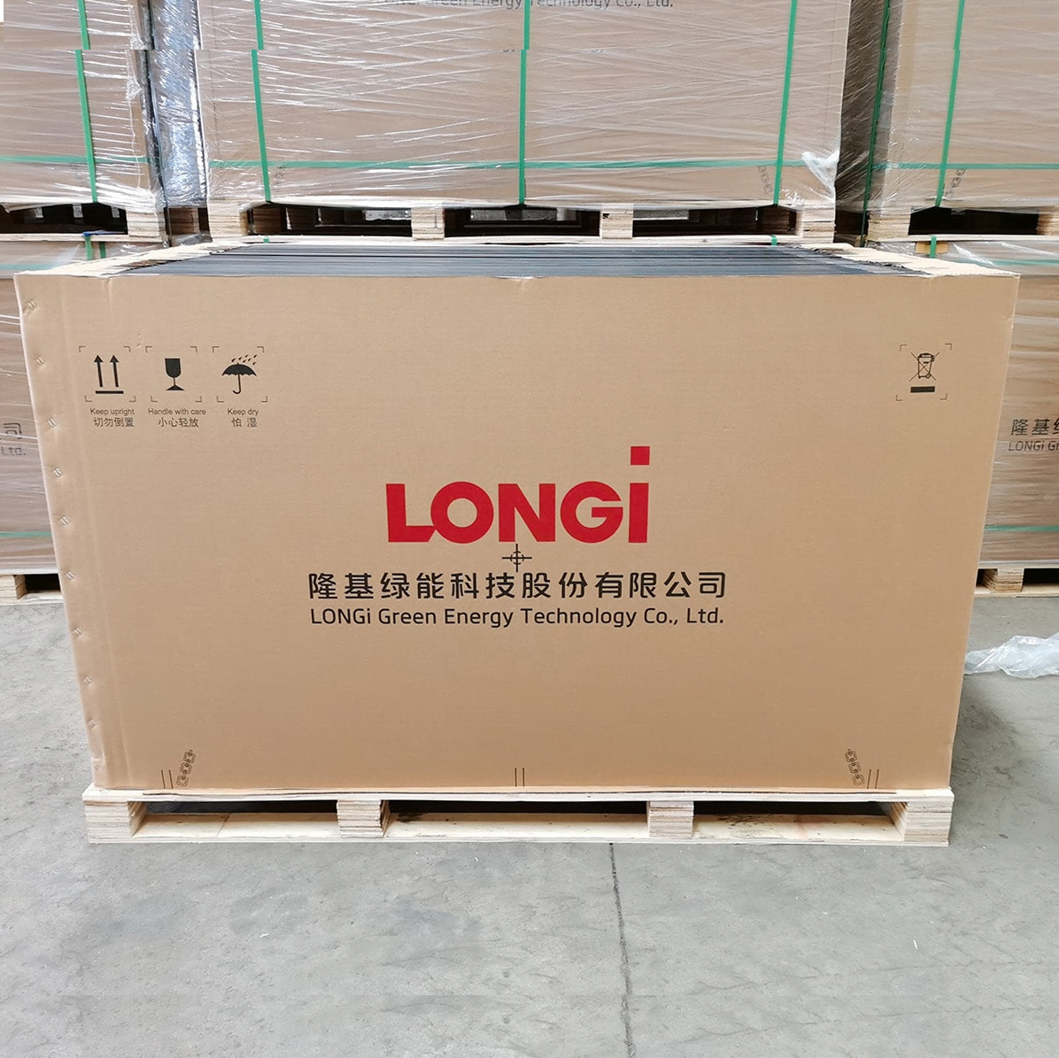 Longi 490W Solar Panel offers high-efficiency monocrystalline technology with a 25-year warranty, designed for outdoor use.